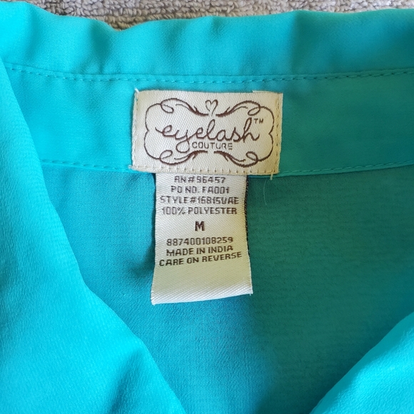 Eyelash Couture Sheer Button Down Tops- Set of 2 - Picture 12 of 16